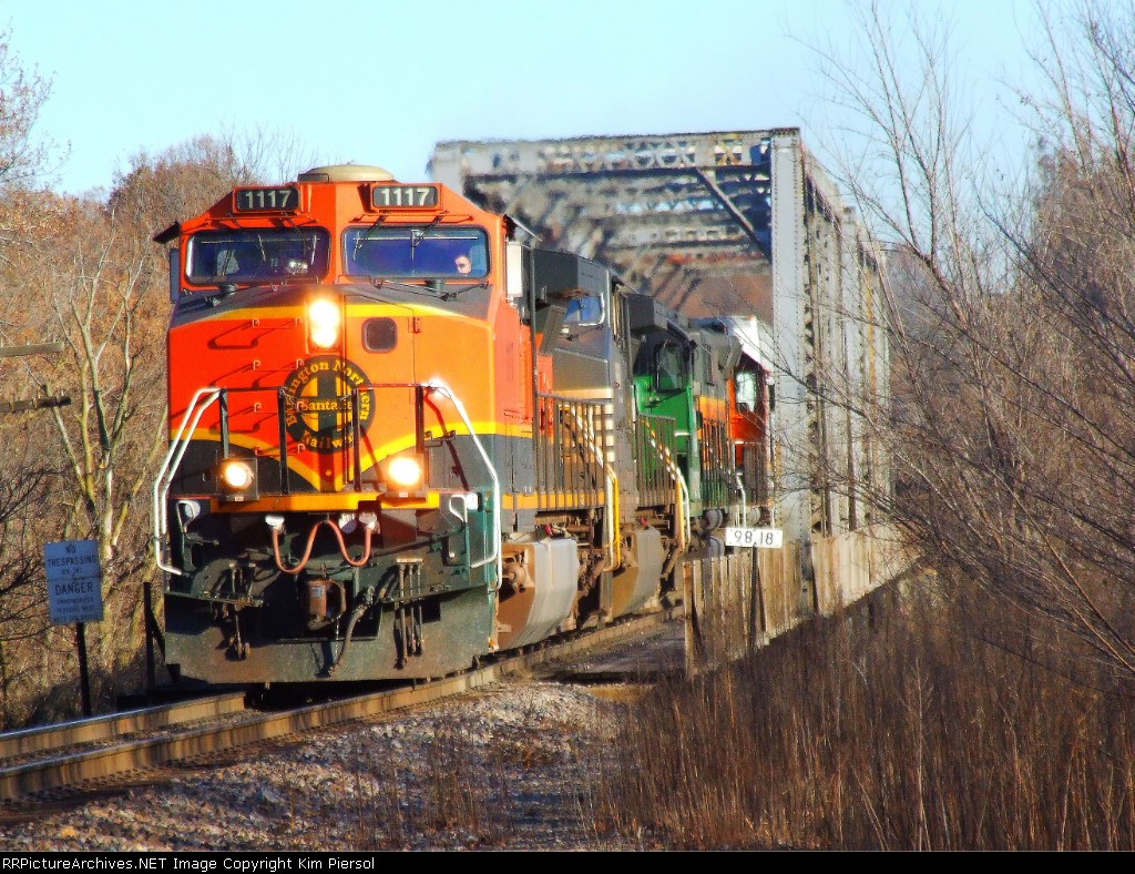 BNSF WB TOFC/Rock River Bridge